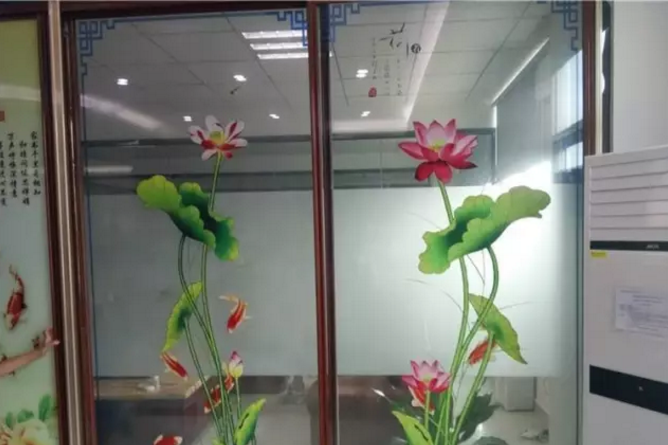 UV printing technology: the trend of glass printing What is it?