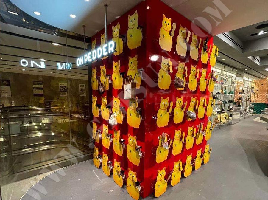 新年ウィンドウ（On Pedder）