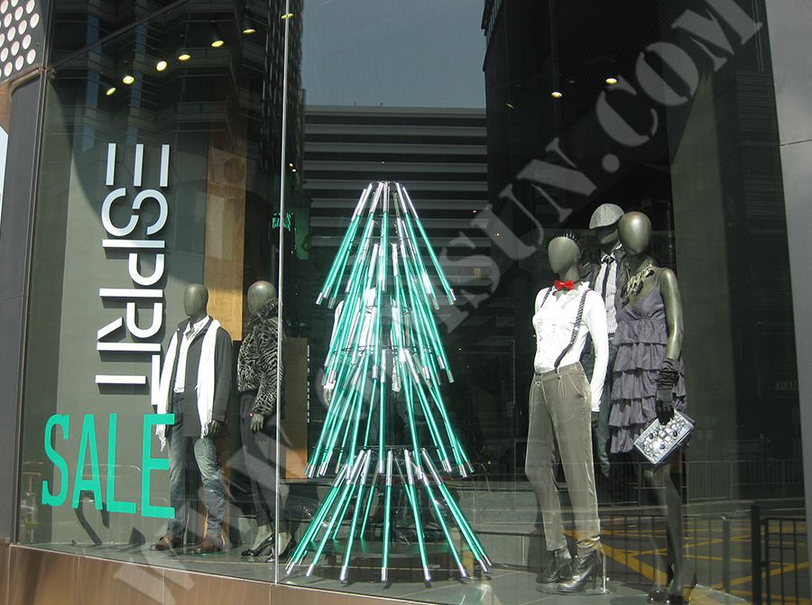 クリスマスツリーライト装飾ウィンドウ（Esprit）