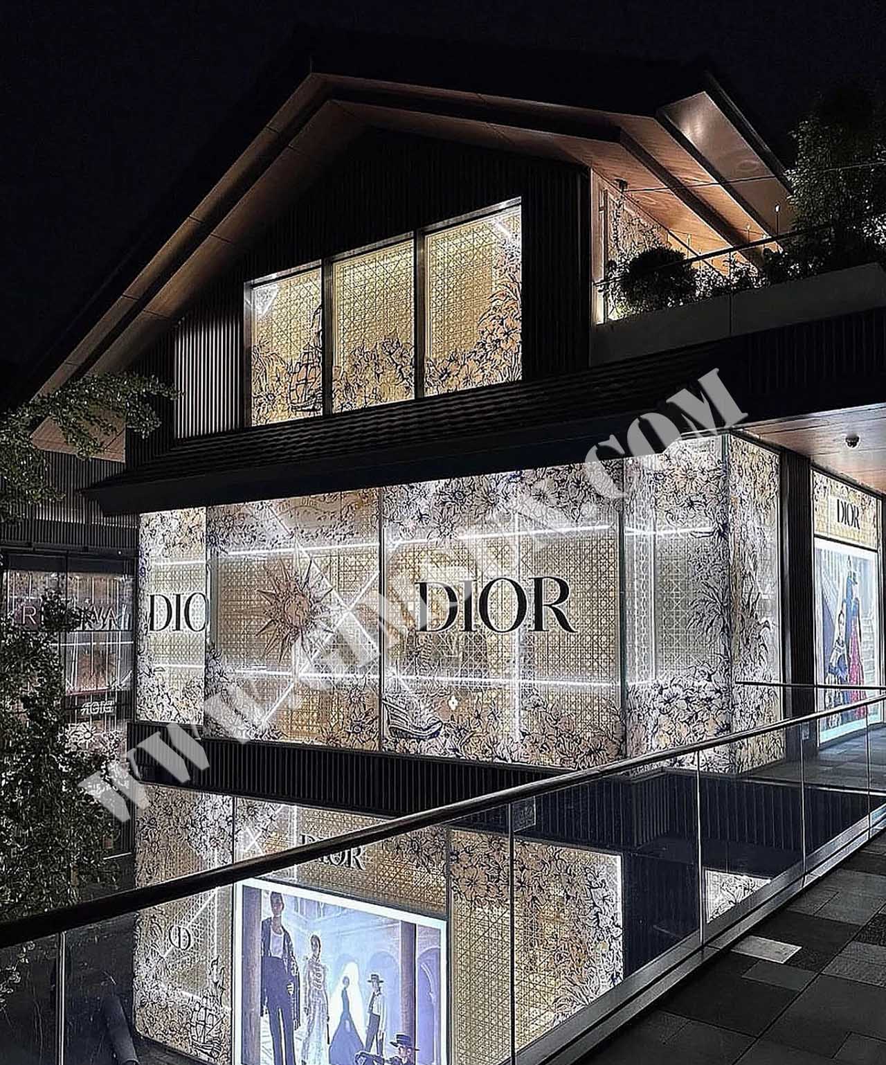 Dior 2022 Christmas Window Display