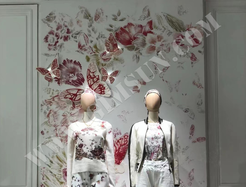 Dior新年快閃店墻紙裝飾