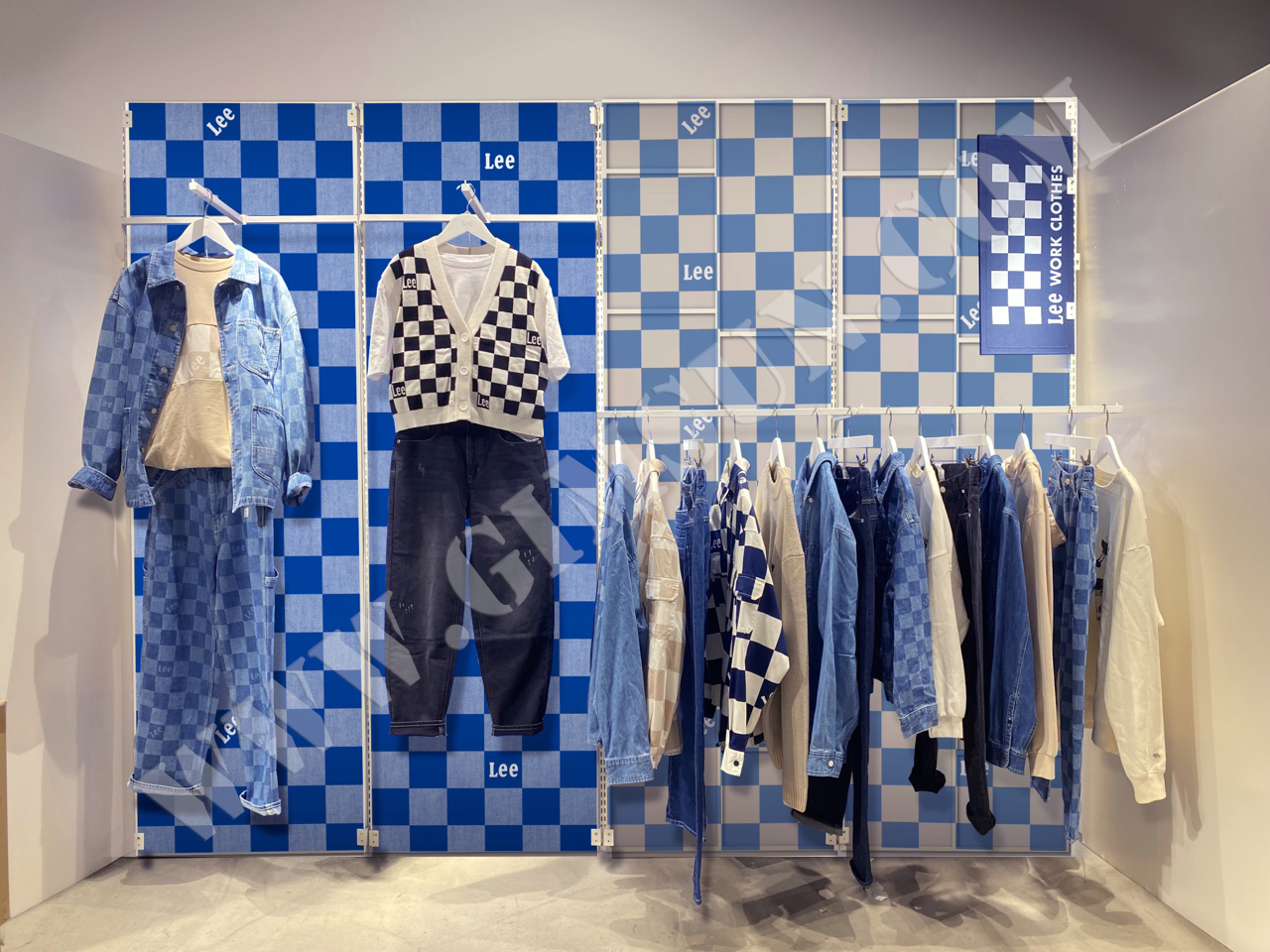 简单物料打造环保展示道具