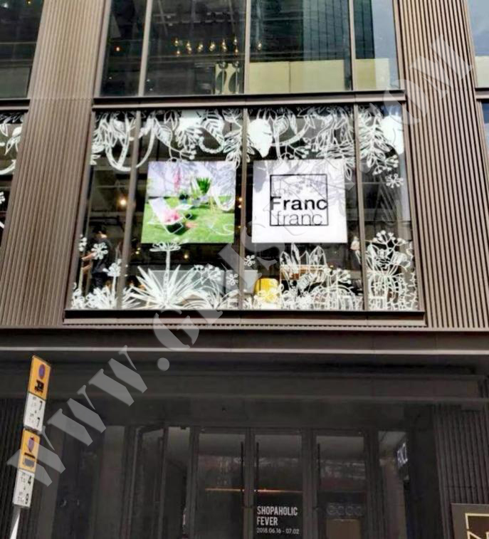 量身订製的灯箱展示方案