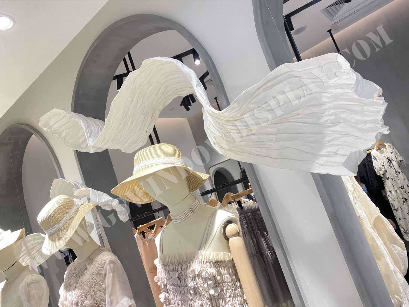 Sustainable Window Display Props: Revolutionizing Retail with Green Innovation