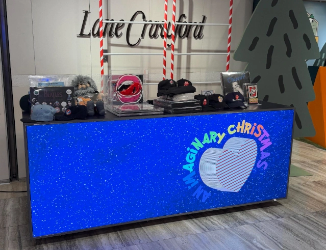 Custom luminous Display Props