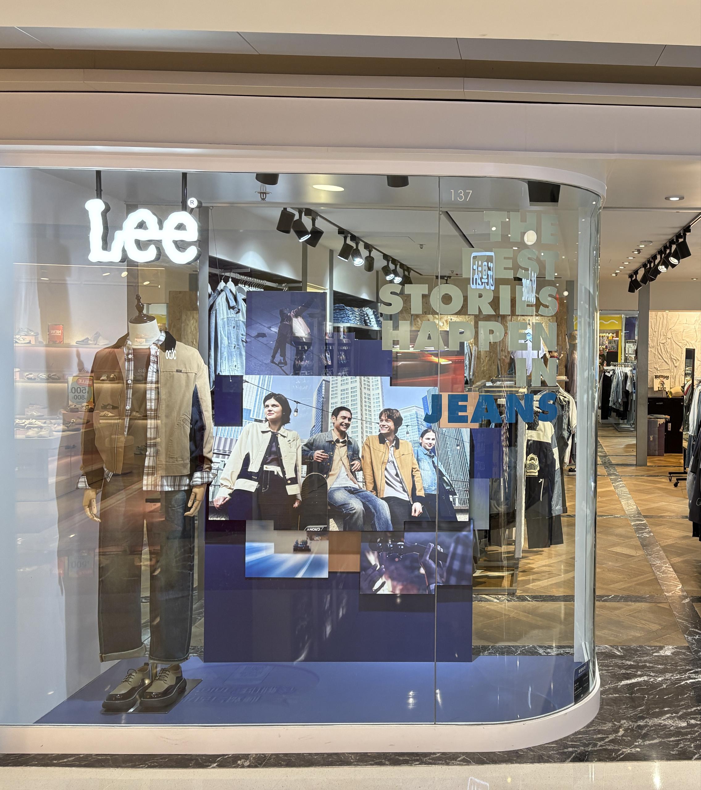 Foil Stamping, Display Props