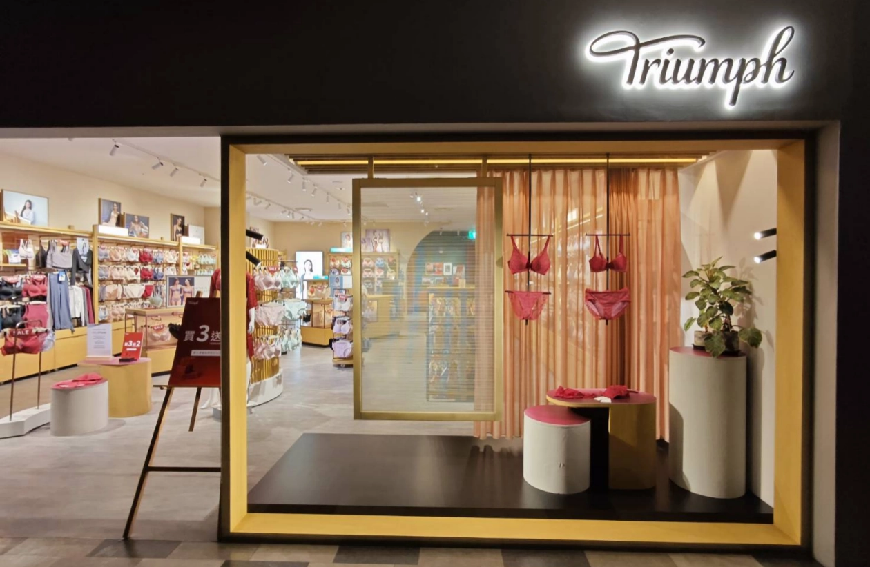 store window displays