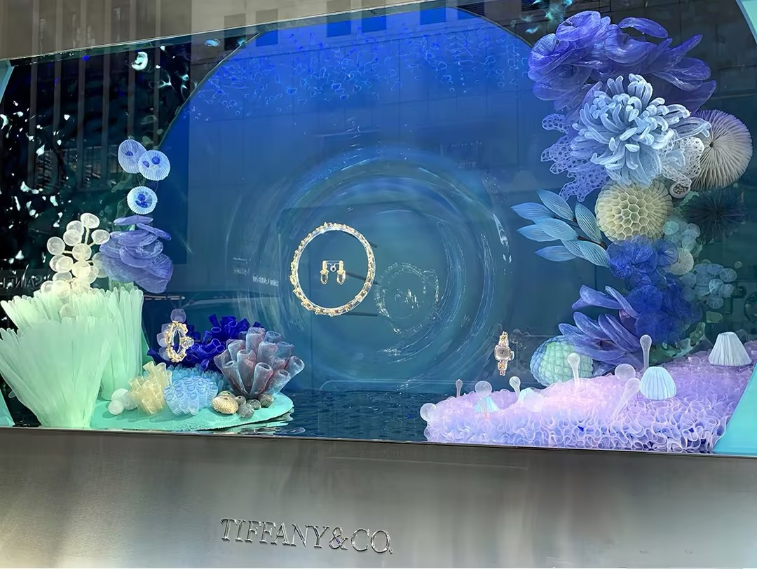 Tiffany & Co. 春夏橱窗展示案例