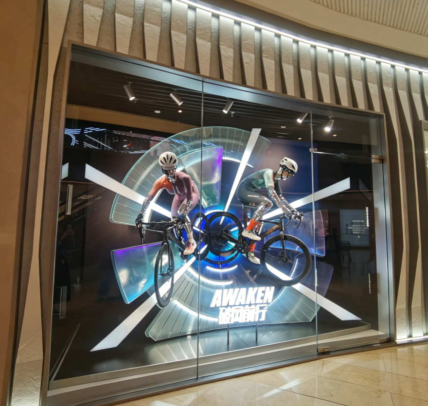 DESCENTE 2026春夏橱窗展示案例