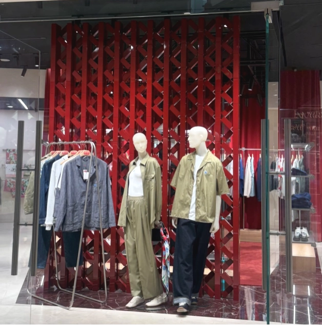 KENZO 春夏橱窗展示案例
