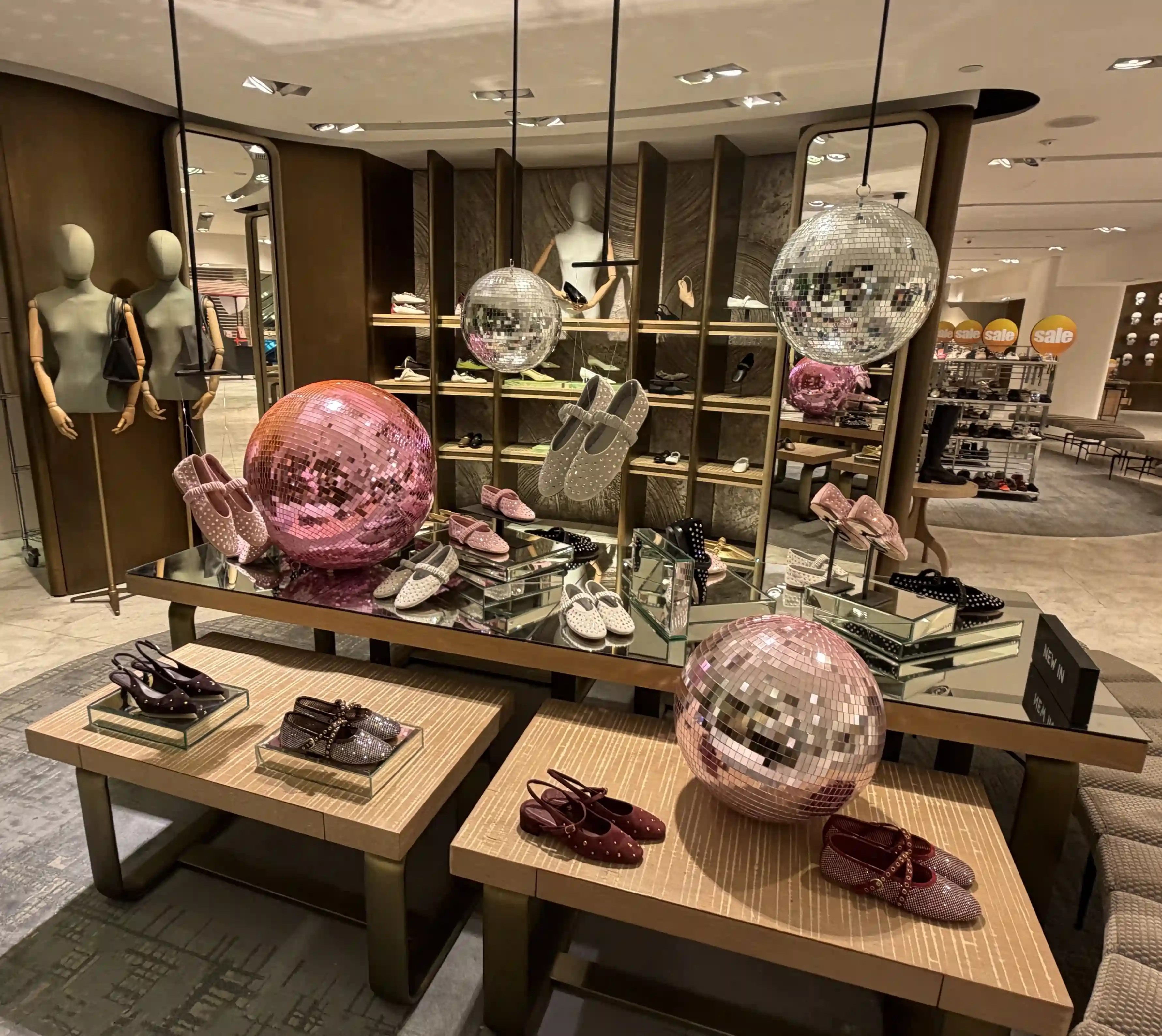 Mirror display props — a laser ball rotating slowly under the light